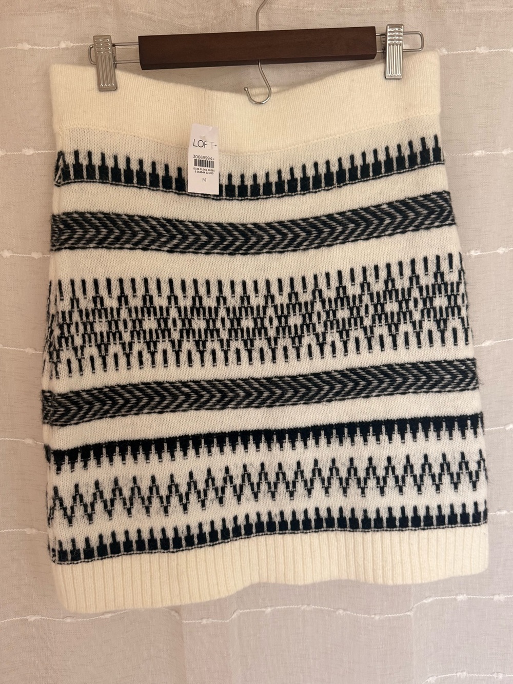 LOFT Cream and Black Patterned Knit Skirt